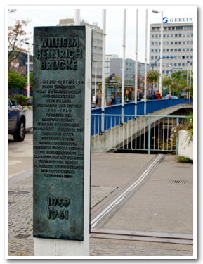 ヴィルヘルム・ハインリヒ橋の碑